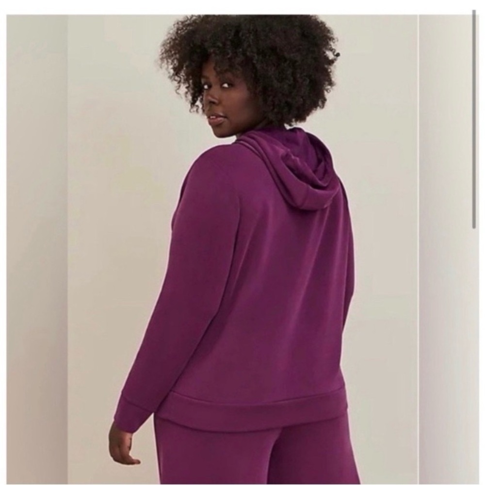 TORRID Active Purple Hooded Sweatshirt - Picture 5 of 10